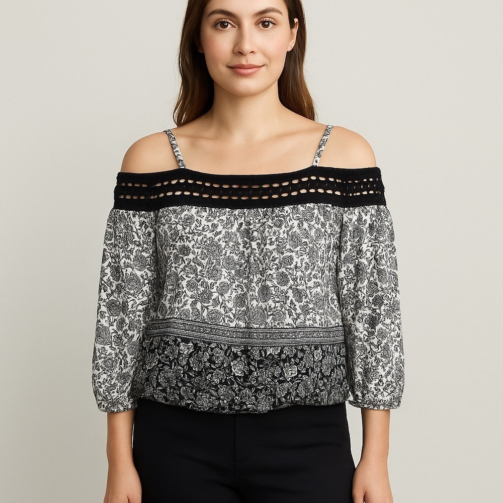 🌸 Iz Byer Black White Floral Off Shoulder Top Crochet Trim Boho Chic Blouse 🌸